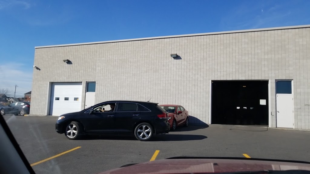 Barnabé Mazda | 96 Rue Moreau, Saint-Jean-sur-Richelieu, QC J2W 2M4, Canada | Phone: (450) 348-6835