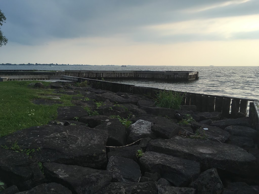 Hungry Bay | Le Fleuve Saint-Laurent, Saint-Stanislas-de-Kostka, QC, Canada