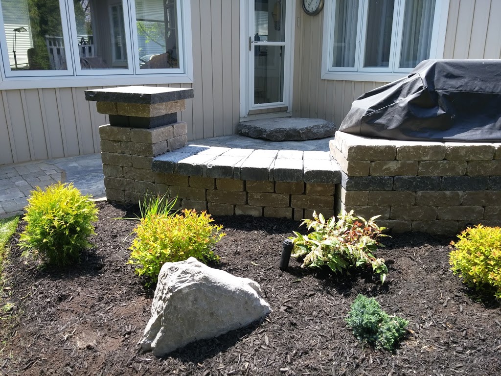 Complete Landscaping and Lawn Care | 15 Quigg Ln, Carrying Place, ON K0K 1L0, Canada | Phone: (613) 827-1387