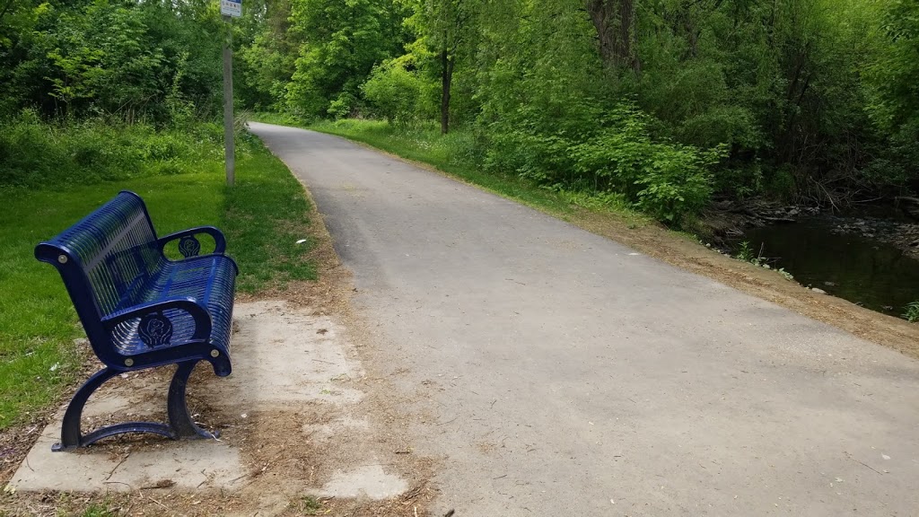 Duck Bench | Stephen Llewellyn Trail, Brampton, ON L6R 3G8, Canada