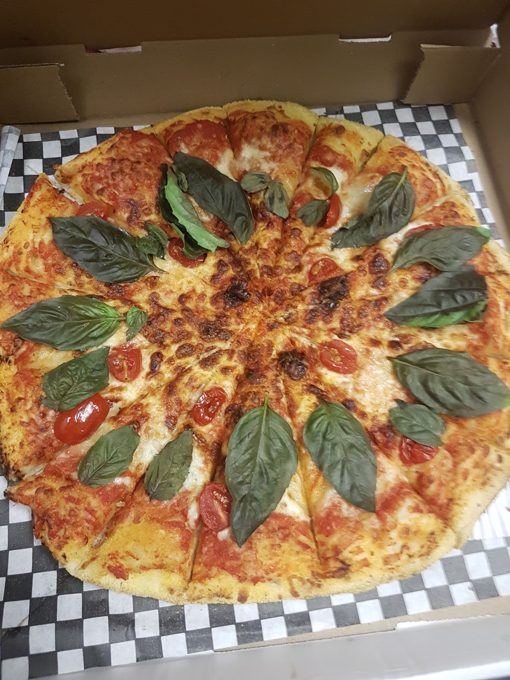 Jimmy Chews [ Primo - Pizza ] | 320 Bayfield St Unit 49, Barrie, ON L4M 3C1, Canada | Phone: (705) 500-5224