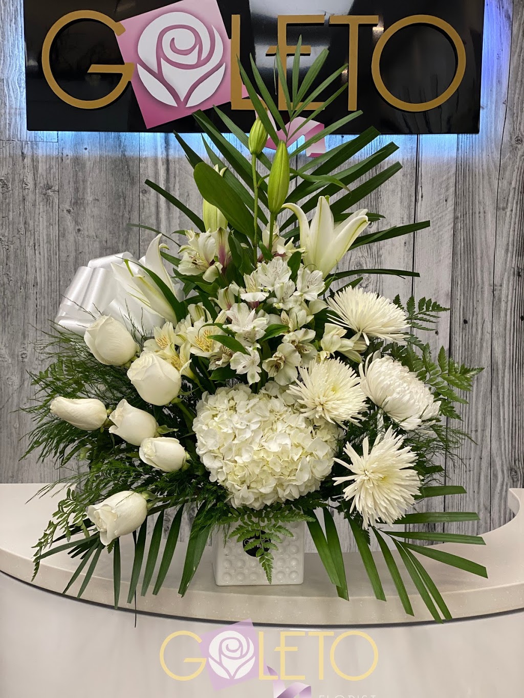 Goleto Florist Richmond Hill | 9625 Yonge St Unit H, Richmond Hill, ON L4C 5T2, Canada | Phone: (905) 237-5558