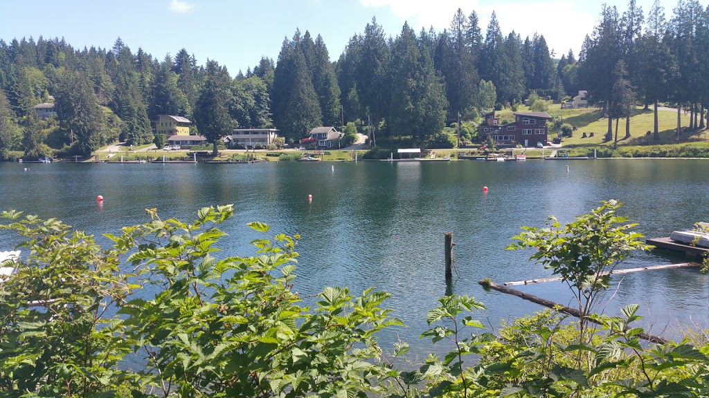 Lake Samish County Park picnic area | USA, Lake Samish County Park, Bellingham, WA 98229, USA | Phone: (360) 733-2362