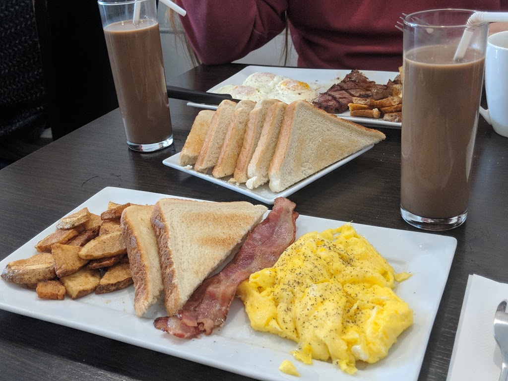 Pauls Breakfast & Burgers | 30 Dean Park Rd, Scarborough, ON M1B 3G9, Canada | Phone: (416) 283-2121