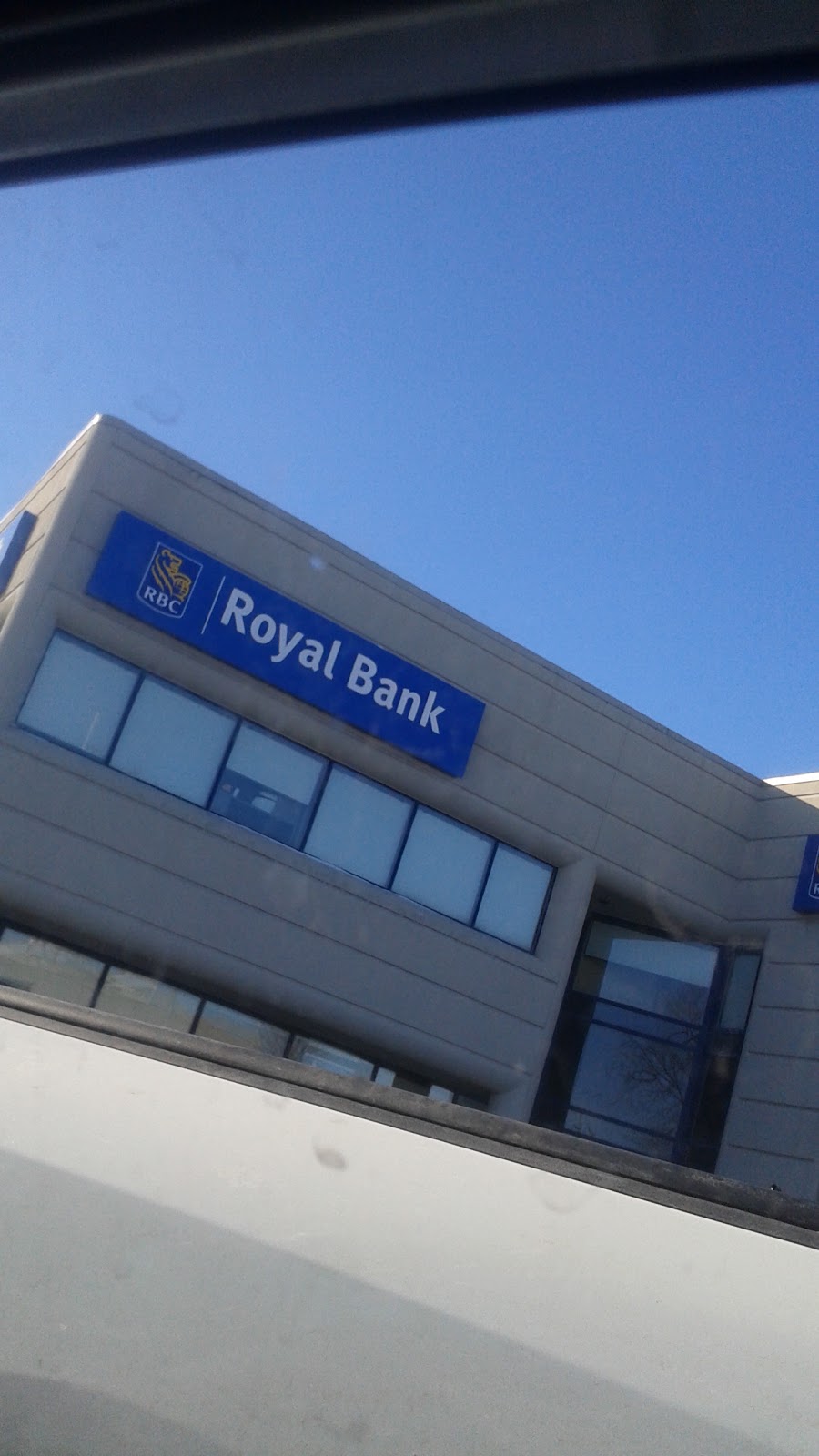 RBC Royal Bank | 95 Lynden Rd, Brantford, ON N3R 7J9, Canada | Phone: (519) 758-2500