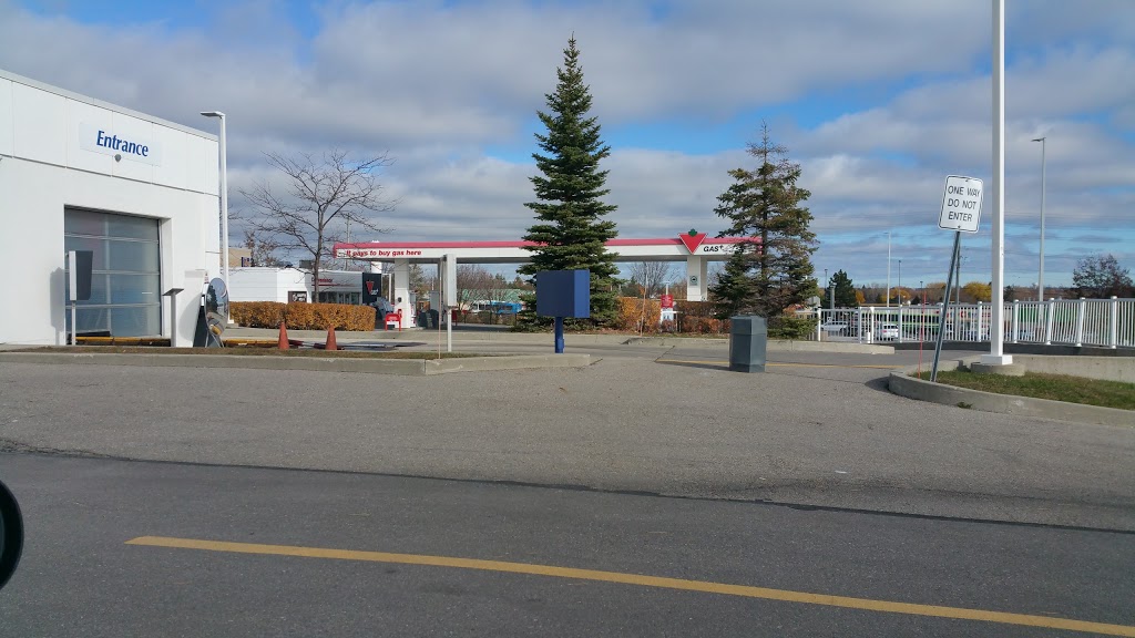 Canadian Tire Gas+- - Newmarket | 17740 Yonge St, Newmarket, ON L3Y 8P4, Canada | Phone: (905) 895-2212