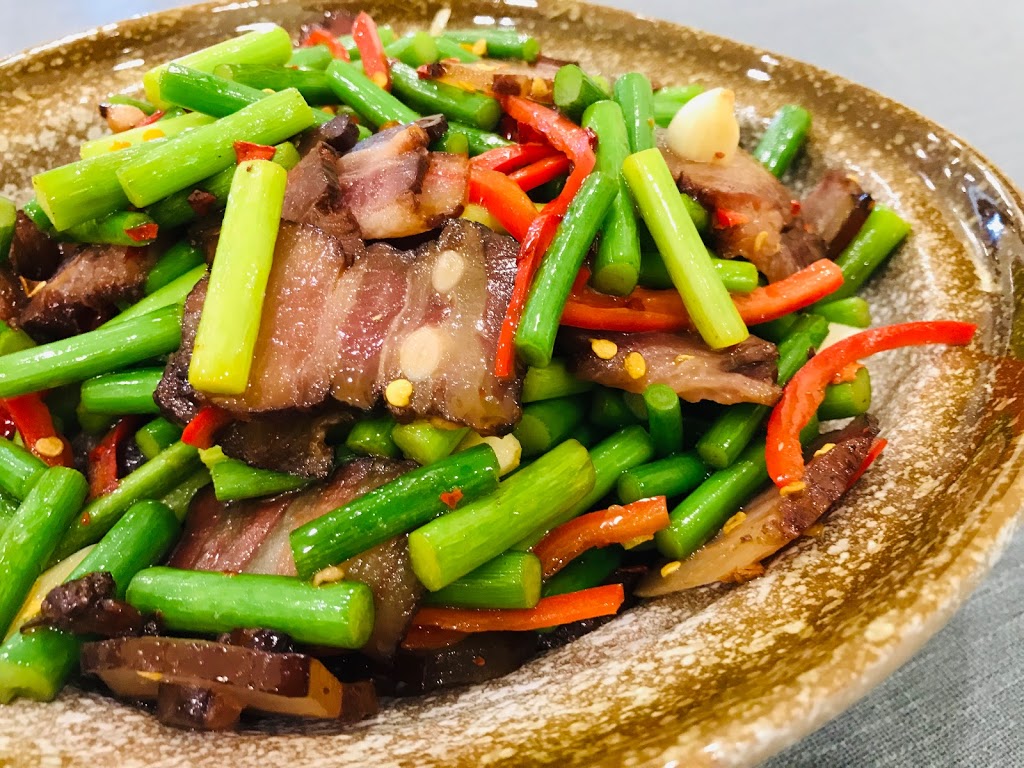 Hunan Family Cuisine | 10558 109 St NW, Edmonton, AB T5H 3B2, Canada | Phone: (780) 752-6668