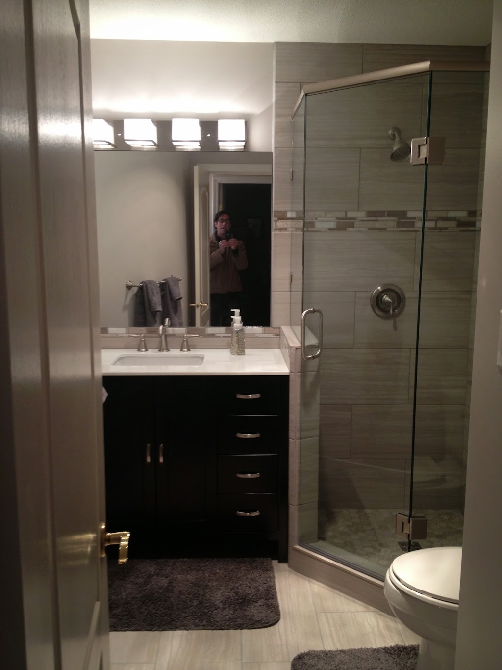 Out Of The Blue II Bathroom Renovations | 257 192 St, Surrey, BC V3S 9R9, Canada | Phone: (604) 377-2605