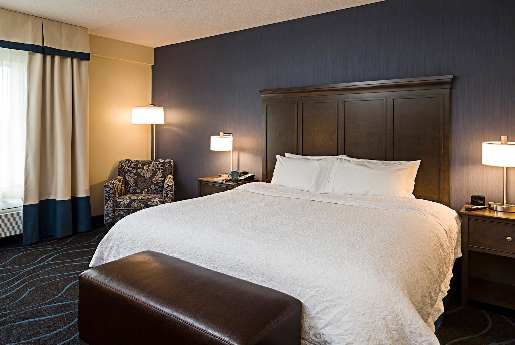 Hampton Inn by Hilton Ottawa Airport | 2869 Gibford Dr, Gloucester, ON K1V 2L9, Canada | Phone: (613) 248-1113