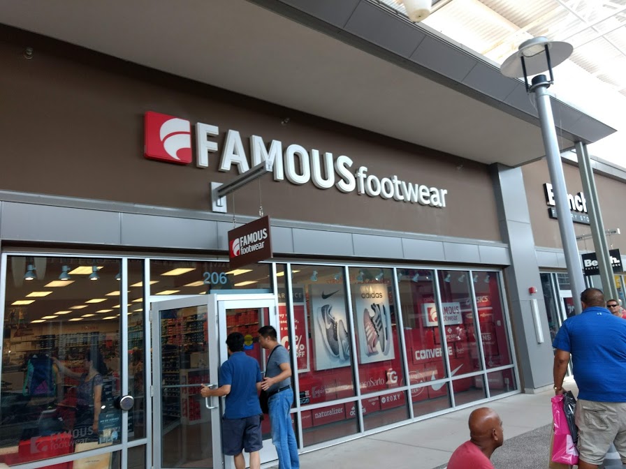 Famous Footwear Outlet | UNIT #206, 13850 Steeles Ave #206, Georgetown, ON L7G 0J1, Canada | Phone: (905) 636-8858