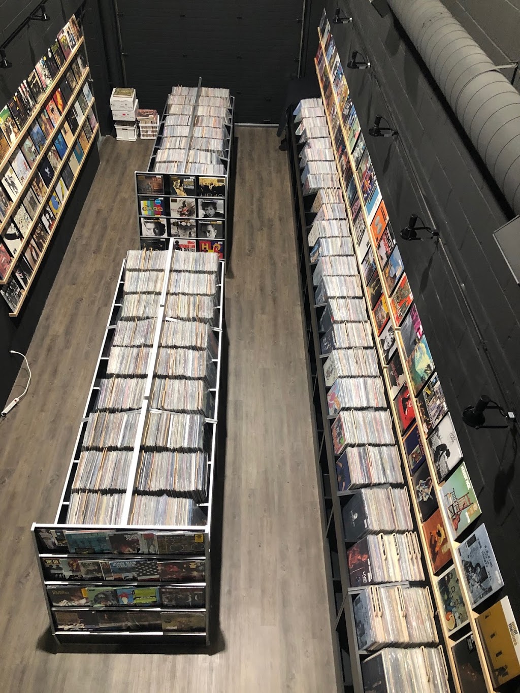 33 1/3 Record Store | 350 Harry Walker Pkwy N Unit #9, Newmarket, ON L3Y 8L3, Canada | Phone: (905) 836-6837