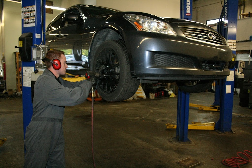 Leader Auto Service | 2404 4 St NW, Calgary, AB T2M 2Z7, Canada | Phone: (403) 276-6669