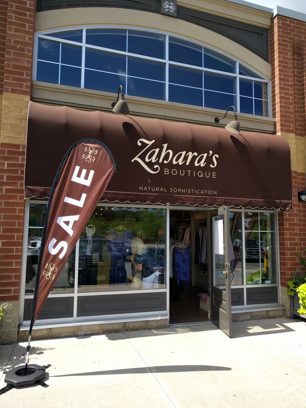 Zaharas Boutique | 321 Cornwall Rd, Oakville, ON L6J 7Z5, Canada | Phone: (905) 339-2221