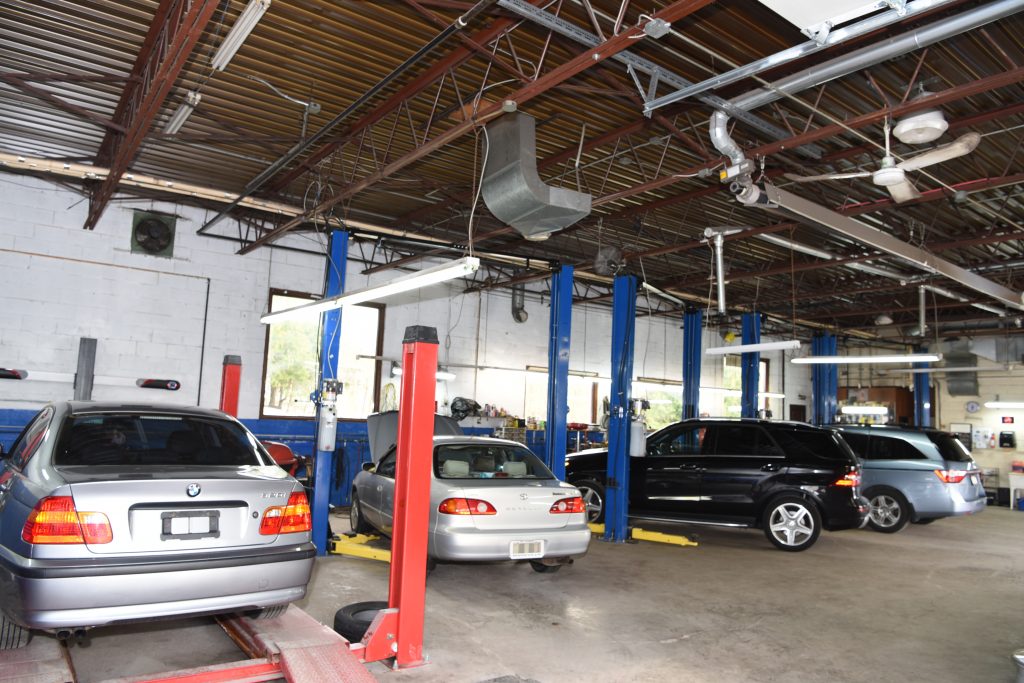 Bay Green Auto, Fix Auto Thornhill | 20 Harlech Ct, Thornhill, ON L3T 6L5, Canada | Phone: (416) 277-9818