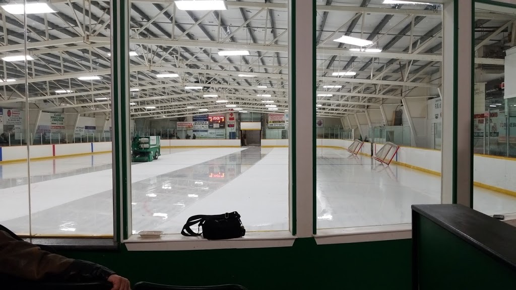 Clavet Community Arena | 2nd Ave, Clavet, SK S0K 0Y0, Canada | Phone: (306) 668-5617