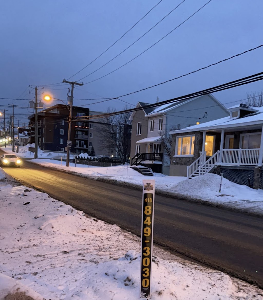 Déneigement St Émile, résidentiel/commercial | 1916 Av. Lapierre, Québec, QC G3E 1L6, Canada | Phone: (418) 849-3030