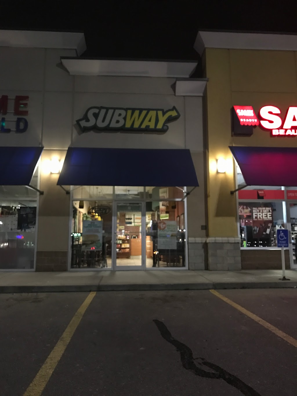 Subway | Sunridge Way &, 29 Street Northeast, Calgary, AB T1Y 7K7, Canada | Phone: (403) 237-8328