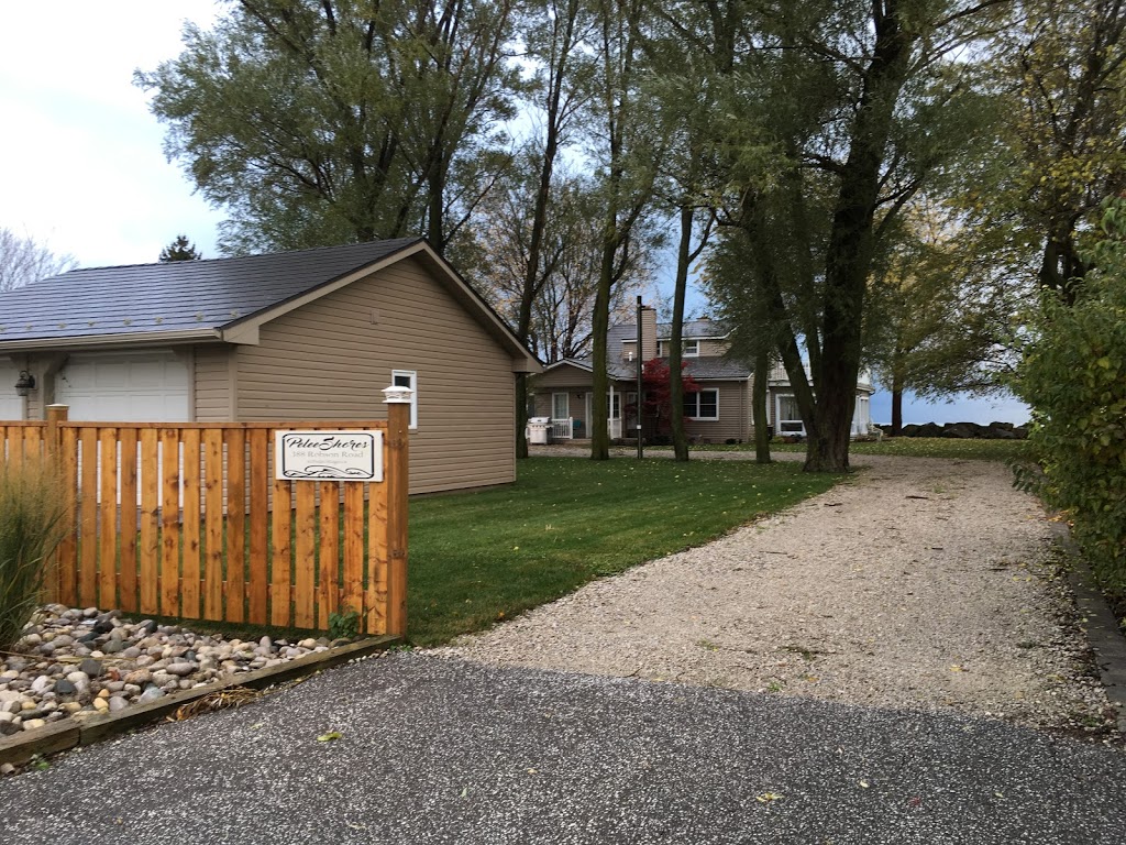 Pelee Shores Lake House Vacation Rentals | 388 Robson Rd, Leamington, ON N8H 0A6, Canada | Phone: (519) 990-8582