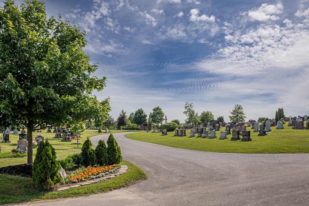 Highland Hills Funeral Home and Cemetery | 12492 Woodbine Ave, Gormley, ON L0H 1G0, Canada | Phone: (905) 888-0729