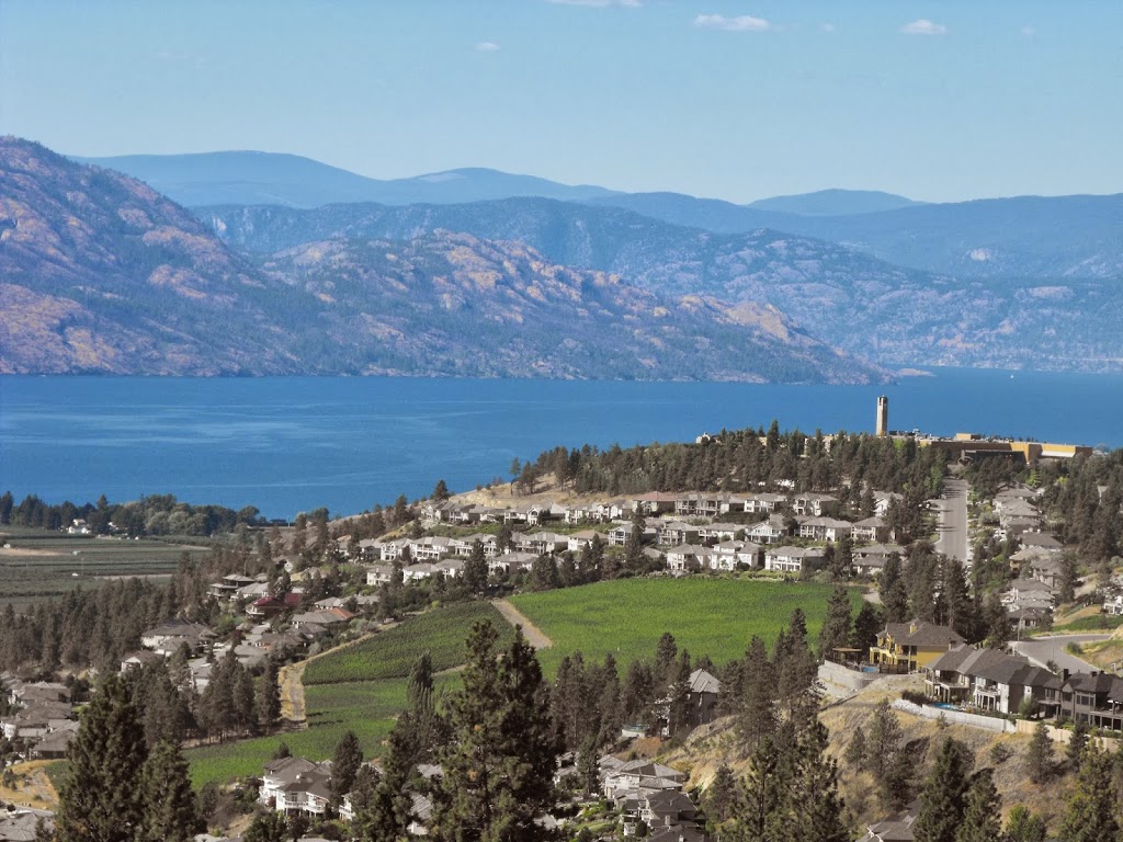 Lakeview Memories Boutique Bed and Breakfast | 1284 Timothy Pl, West Kelowna, BC V1Z 3N2, Canada | Phone: (250) 769-1077