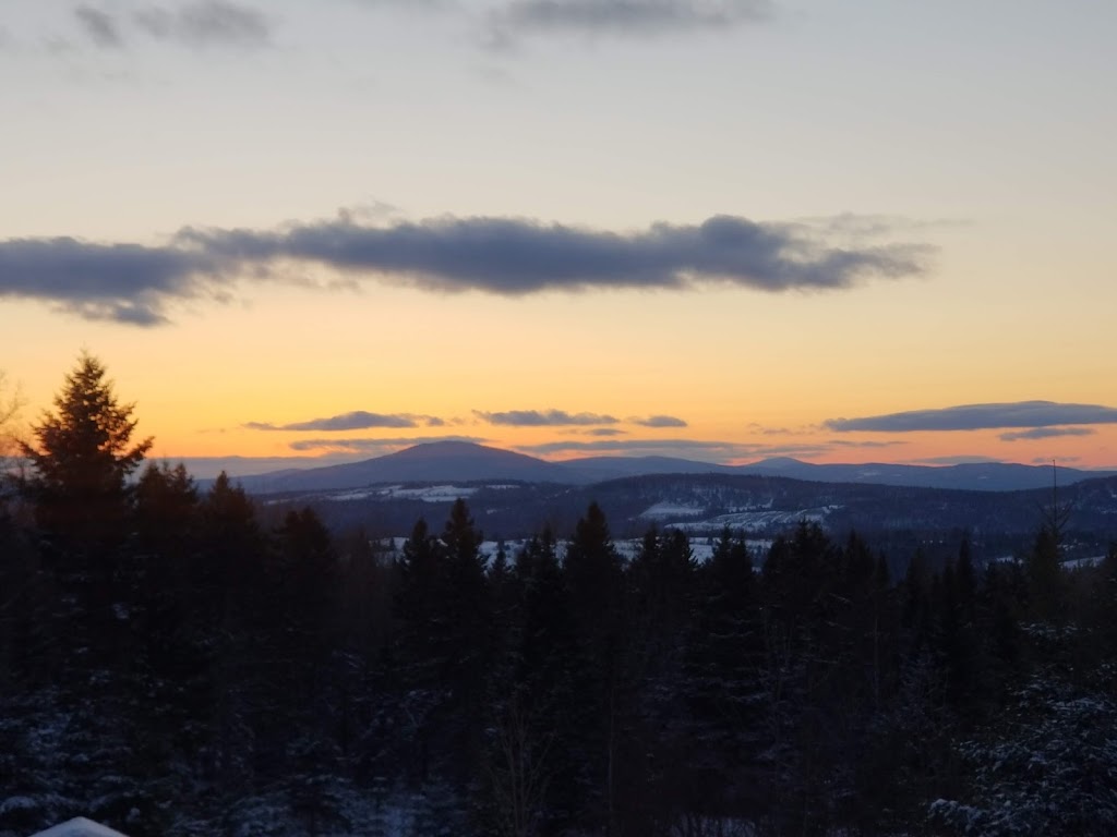 45th Parallel Cabins | Diamond Pond Rd, Stewartstown, NH 03576, USA