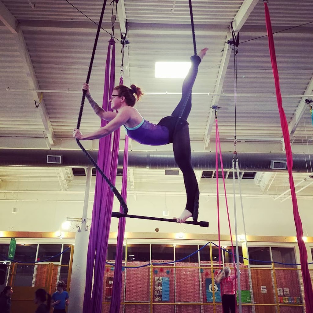 Vancouver Circus School | 810 Quayside Dr, New Westminster, BC V3M 6B9, Canada | Phone: (604) 544-5024