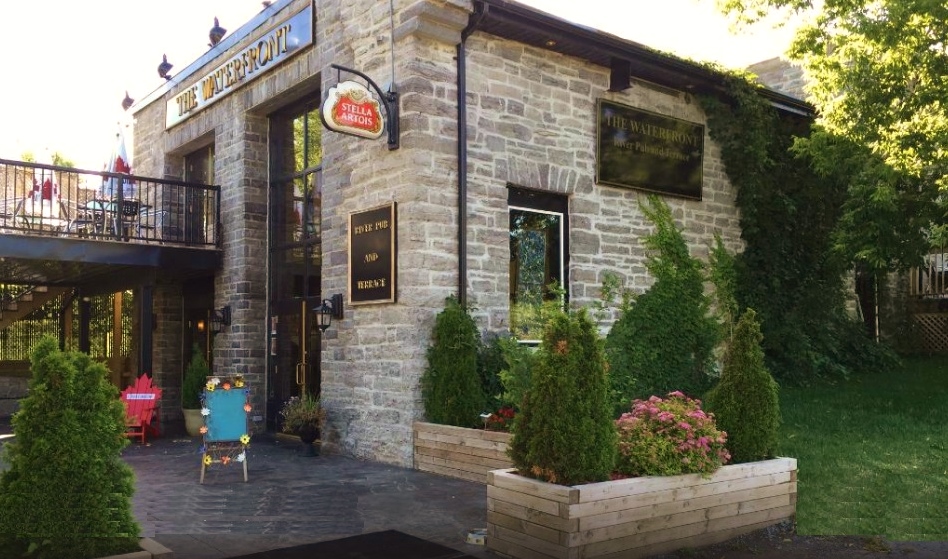 The Waterfront River Pub and Terrace | 22 Water St W, Napanee, ON K7R 1V4, Canada | Phone: (613) 354-2053