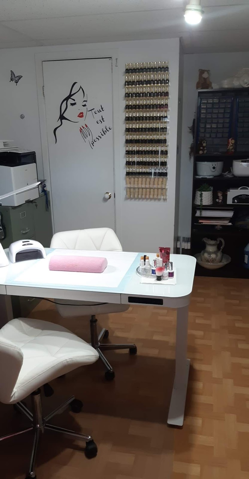 La beauté des mains et des pieds Lavaltrie | Rang St Henri, Lavaltrie, QC J5T 3P9, Canada | Phone: (514) 622-8907