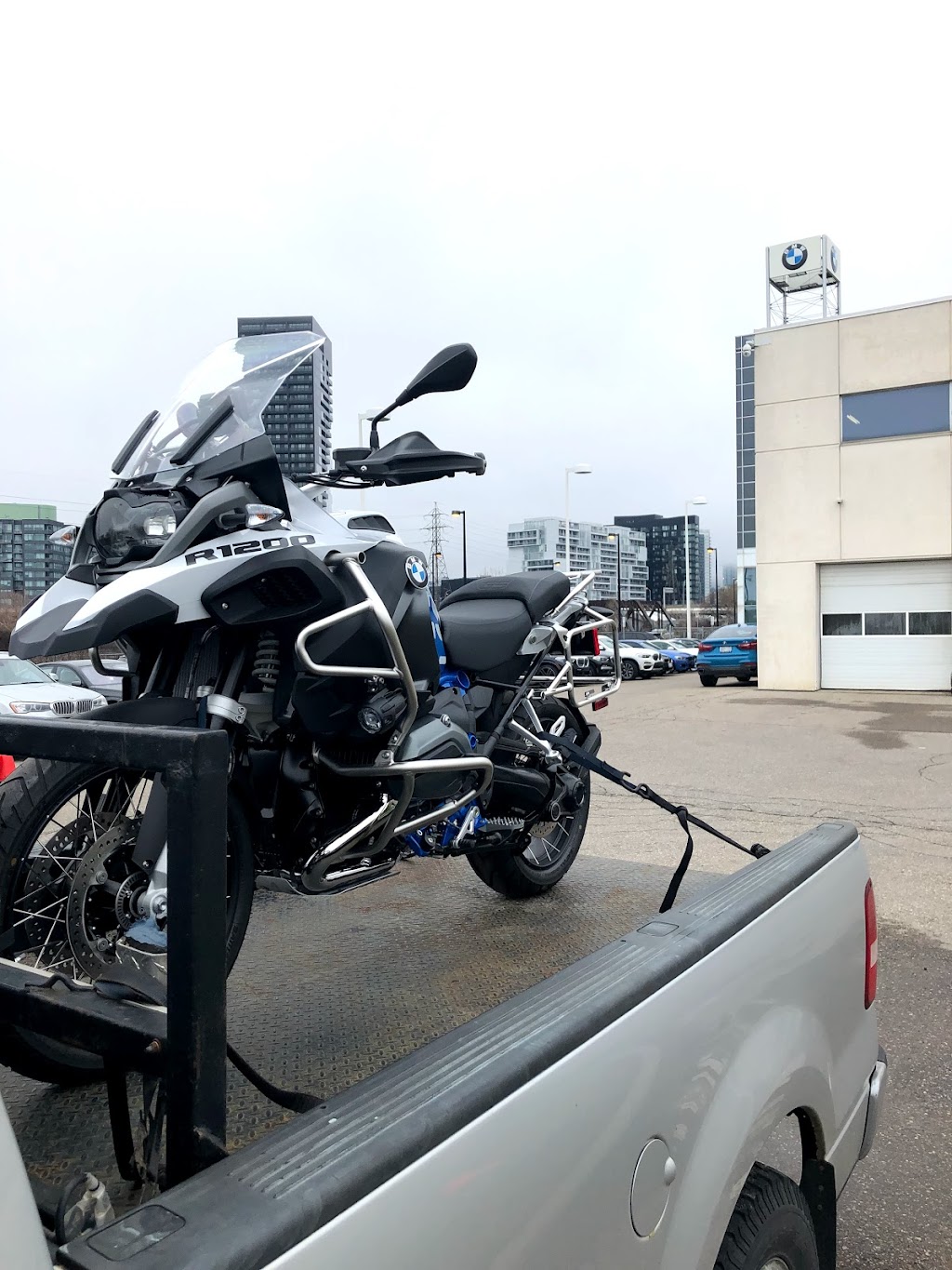 Emergency Motorcycle Service | 5 Brookbanks Dr #101, North York, ON M3A 2S7, Canada | Phone: (416) 898-2366