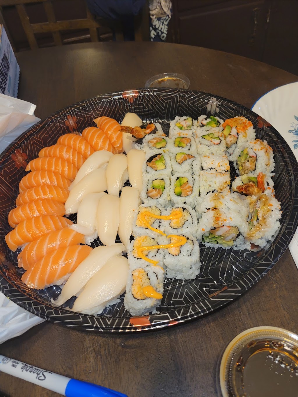 FIJISAN SUSHI | 1 Doran St, Petawawa, ON K8H 1P6, Canada | Phone: (613) 687-8888