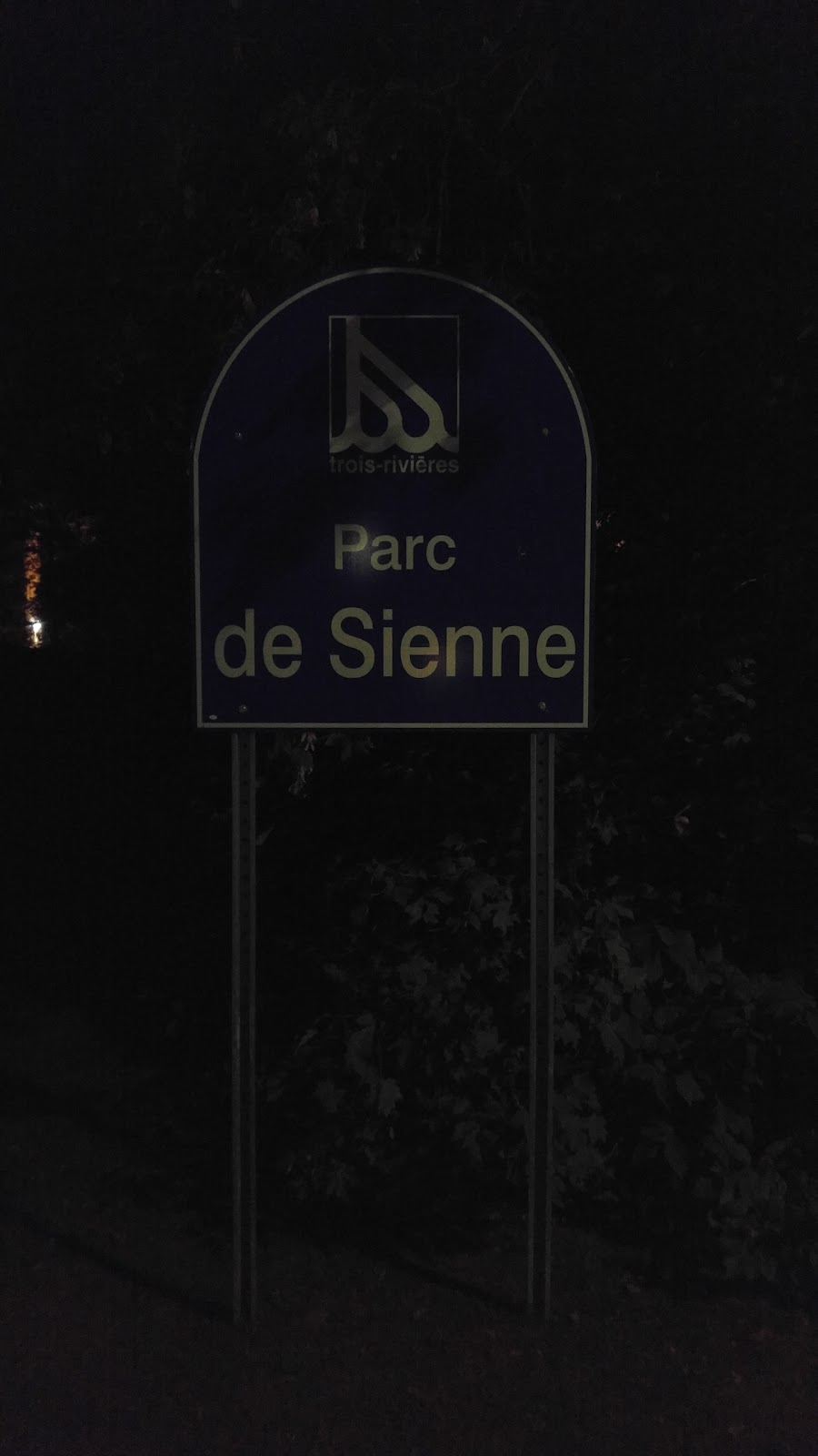 Parc de Sienne | 670 Rue de Sienne, Trois-Rivières, QC G9A 2Z7, Canada | Phone: (819) 374-2002