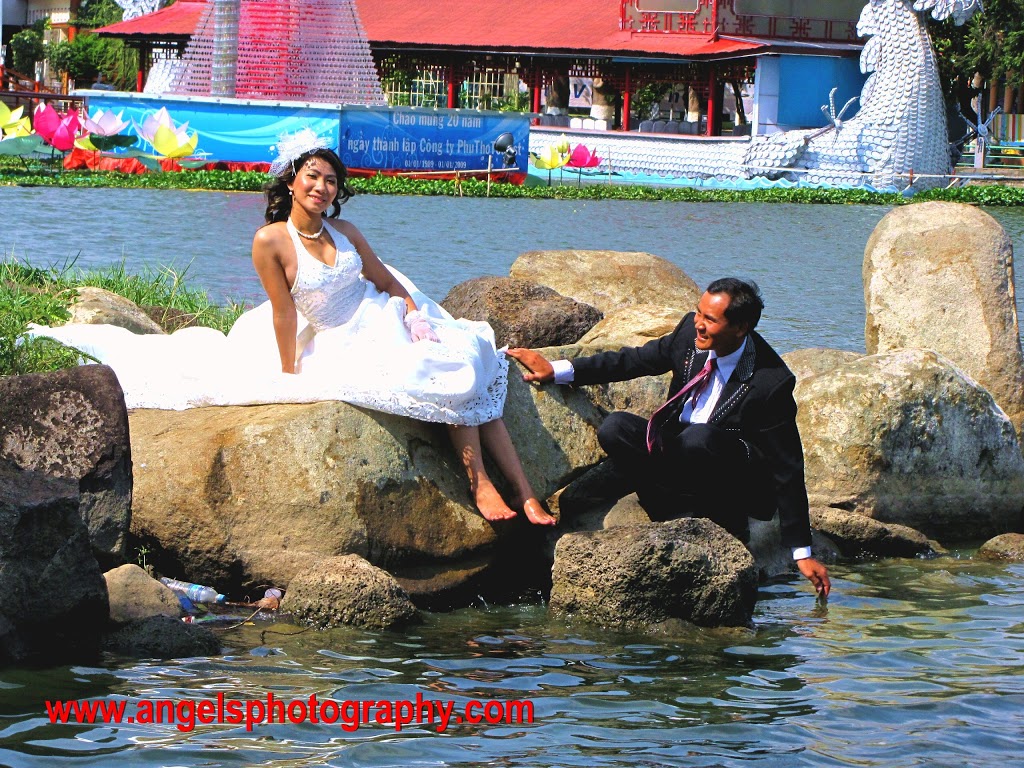 ANGELS PHOTOGRAPHY AND FULL WEDDING SERVICES | 1018 Merivale Rd, Ottawa, ON K1Z 6A5, Canada | Phone: (613) 729-1583