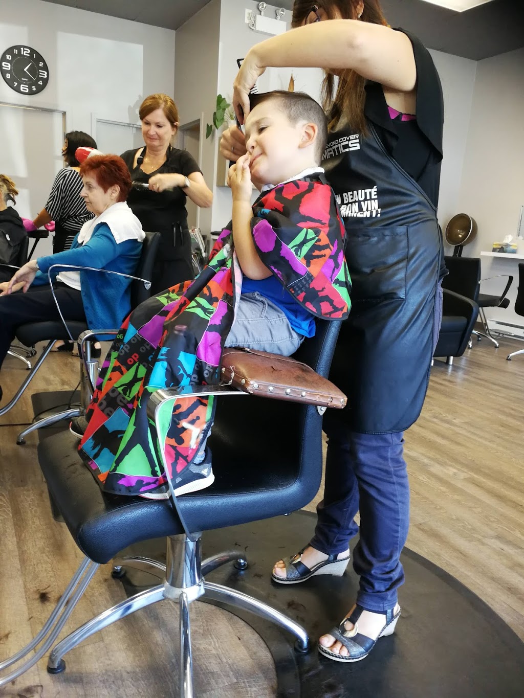 XY coiffure | 6749 Boulevard des Gradins, Québec, QC G2J 1B1, Canada | Phone: (418) 658-9898