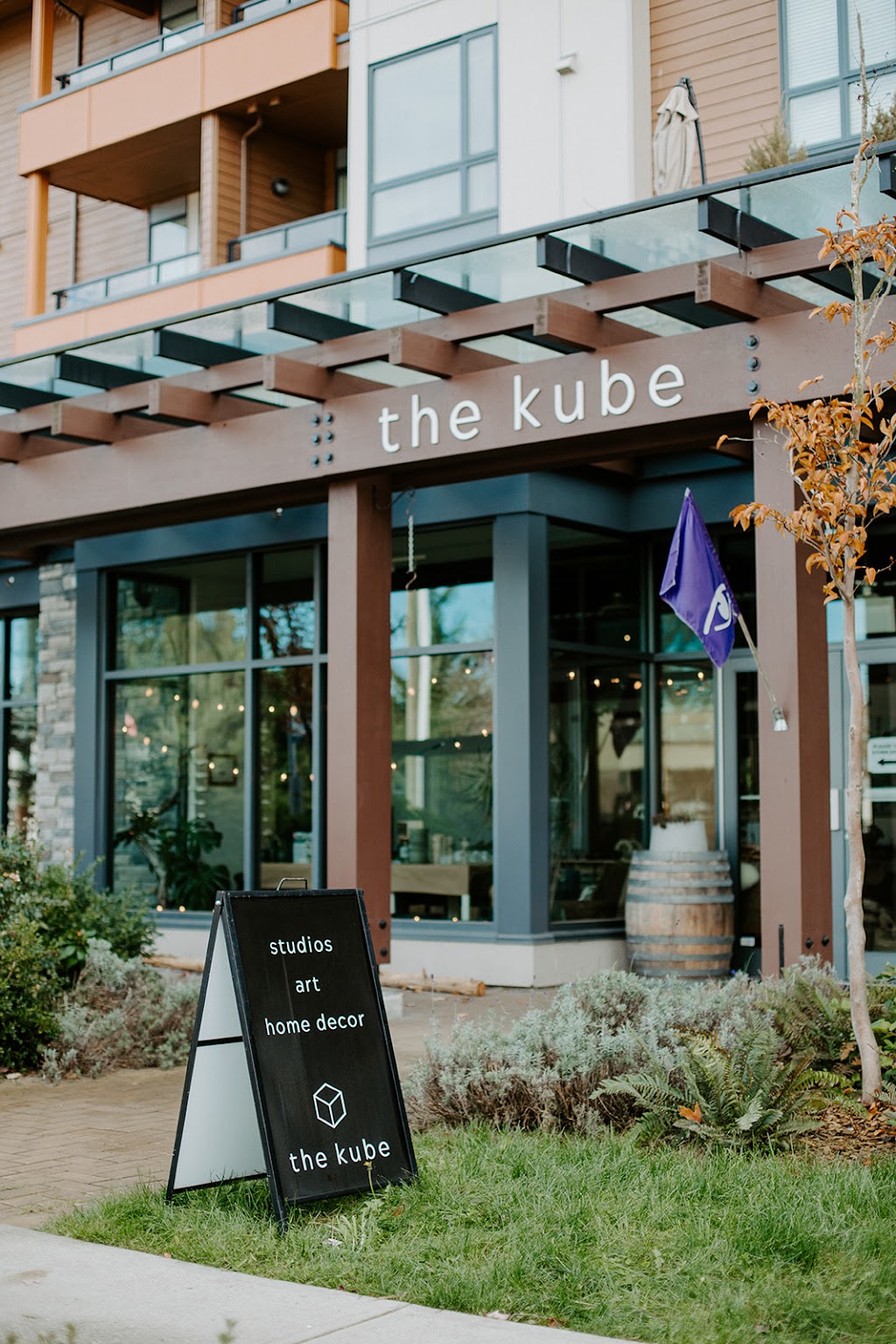 the kube | 875 Gibsons Way #104, Gibsons, BC V0N 1V8, Canada | Phone: (778) 462-2055