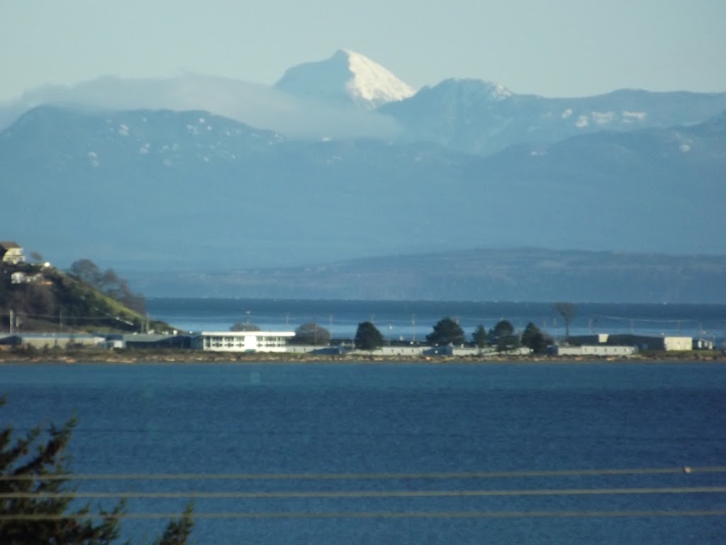 Eaglesview Escape by the Sea | 3847 Warren Ave, Royston, BC V0R 2V0, Canada | Phone: (250) 334-3719