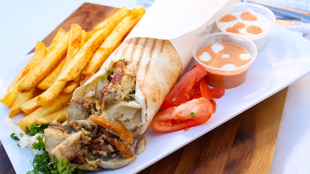 Shawarma Hut | 17 Queen St N, Mississauga, ON L5N 1A2, Canada | Phone: (905) 286-9495