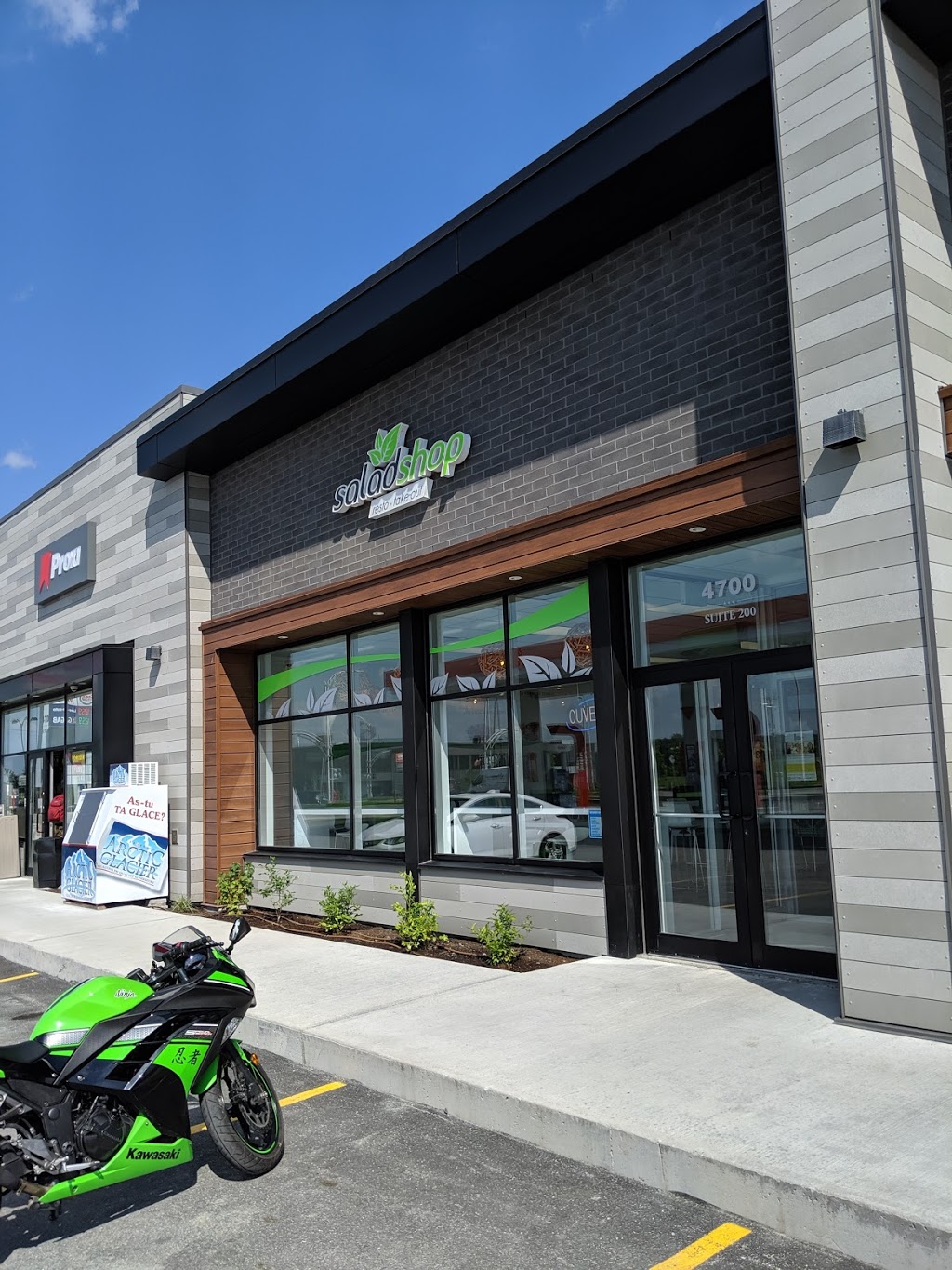 Salad Shop | 4700 Boul de Portland, Sherbrooke, QC J1R 0T8, Canada | Phone: (819) 820-7895