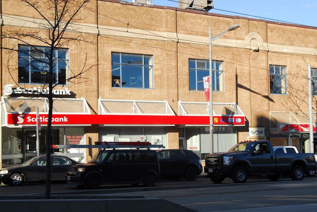 Scotiabank | 1154 St Clair Ave W, Toronto, ON M6E 1B3, Canada | Phone: (416) 654-8906