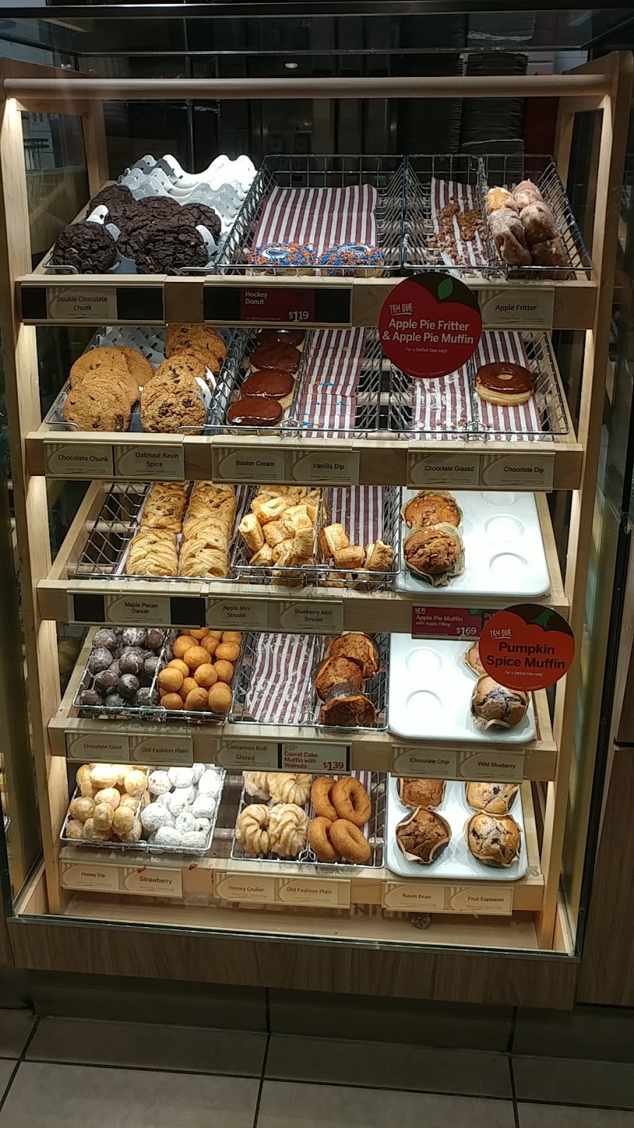 Tim Hortons | 8030 167 Ave NW, Edmonton, AB T5Z 0E5, Canada | Phone: (780) 475-9506