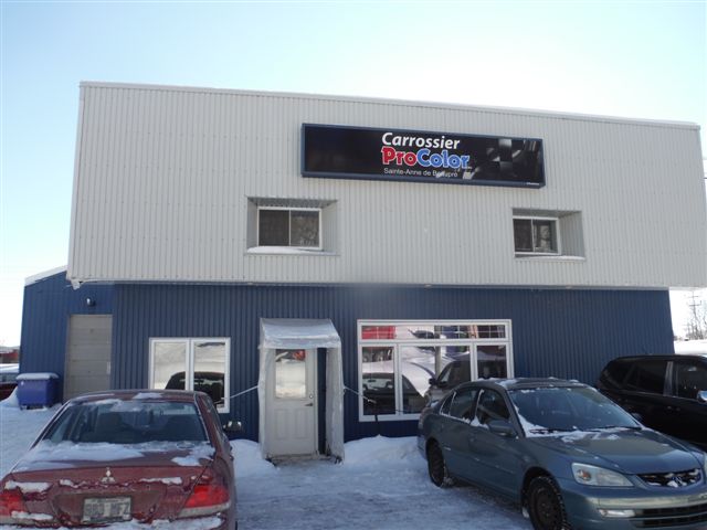 Carrossier ProColor Sainte-Anne-de-Beaupré | 9396 Ave Royale, Sainte-Anne-de-Beaupré, QC G0A 3C0, Canada | Phone: (418) 827-8917