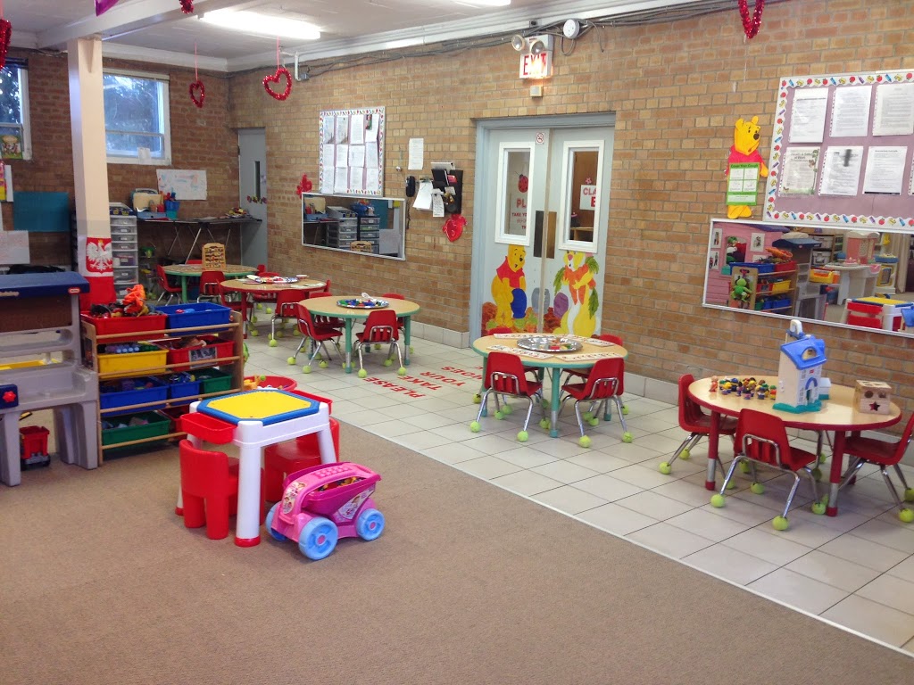 Lady Bug Daycare | 400 Burnhamthorpe Rd, Etobicoke, ON M9B 2A8, Canada | Phone: (416) 626-1251