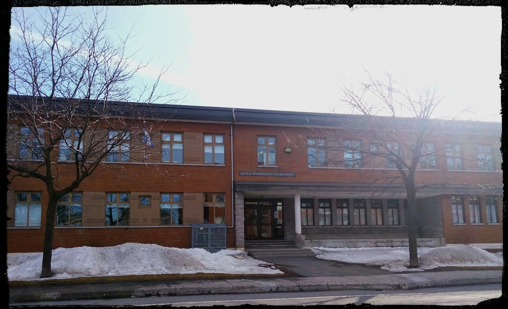 École Bourgeoys-Champagnat | 2180 Rue Brébeuf, Longueuil, QC J4J 3P8, Canada | Phone: (450) 674-6420