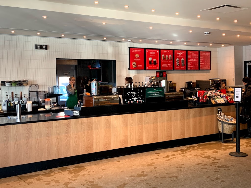 Starbucks | 13081 Yonge St, Richmond Hill, ON L4E 3M2, Canada | Phone: (647) 241-0246