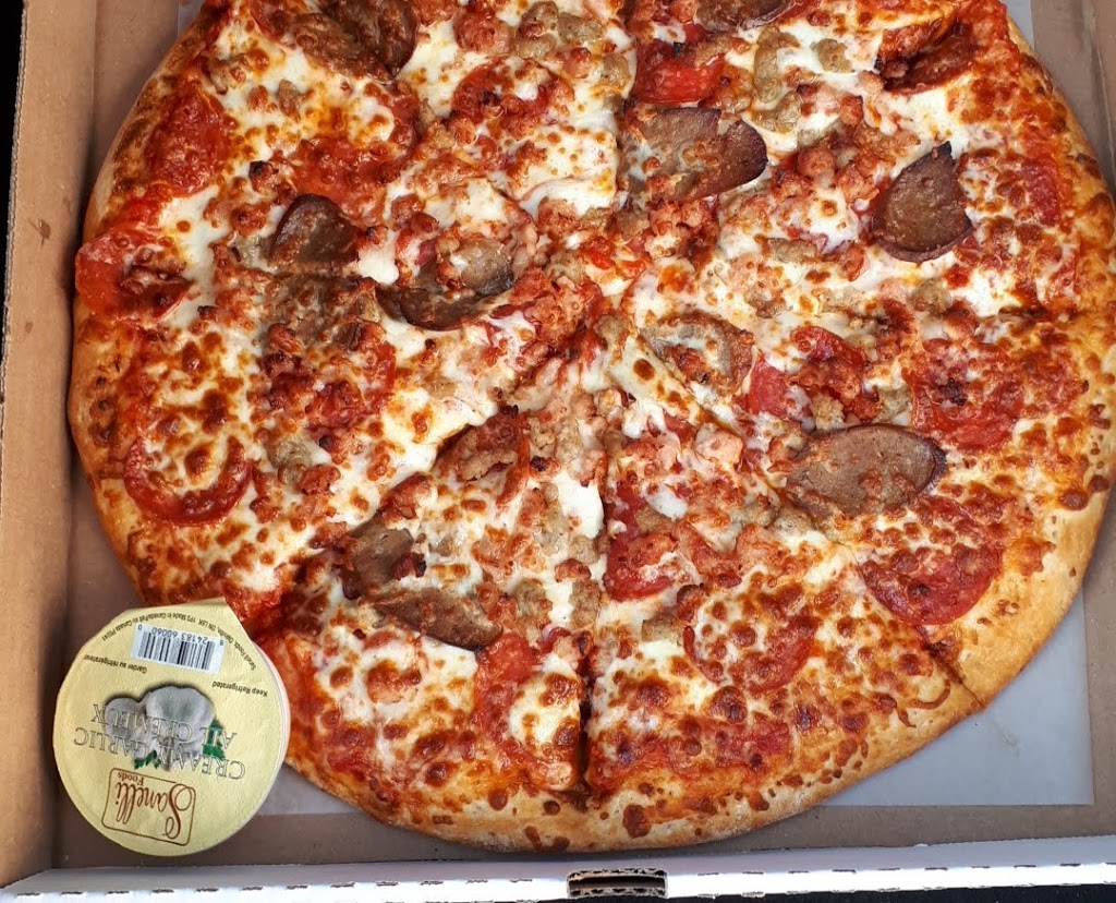 Pizza La Villa Breslau | 10 Townsend Dr #14, Breslau, ON N0B 1M0, Canada | Phone: (519) 213-0090