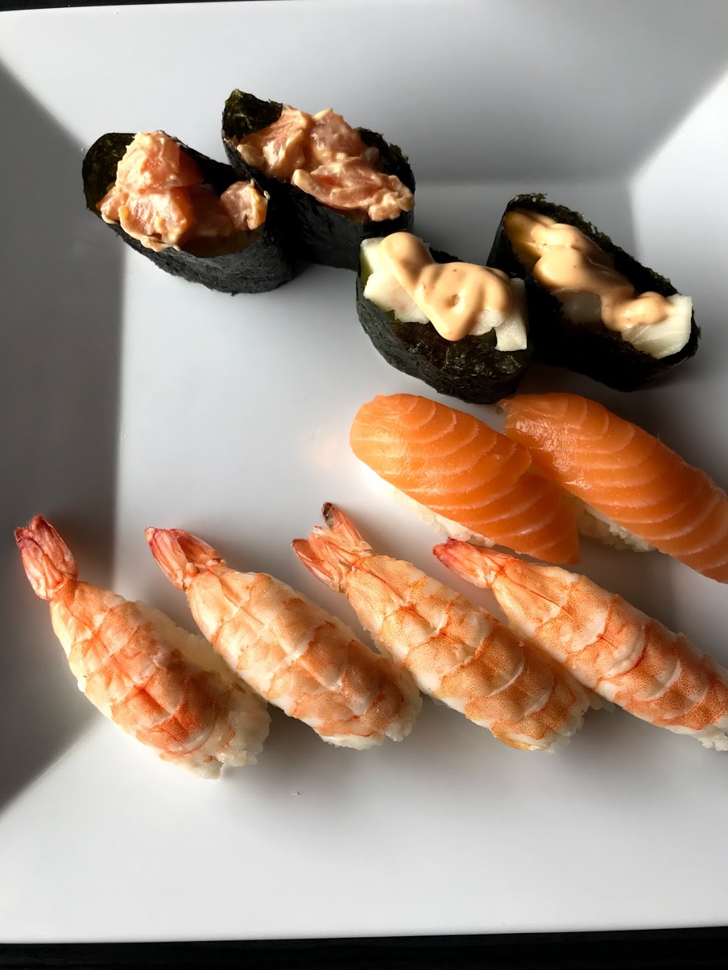 Sake Sushi | 1571 Seacliff Dr, Kingsville, ON N9Y 2M5, Canada | Phone: (519) 326-1688