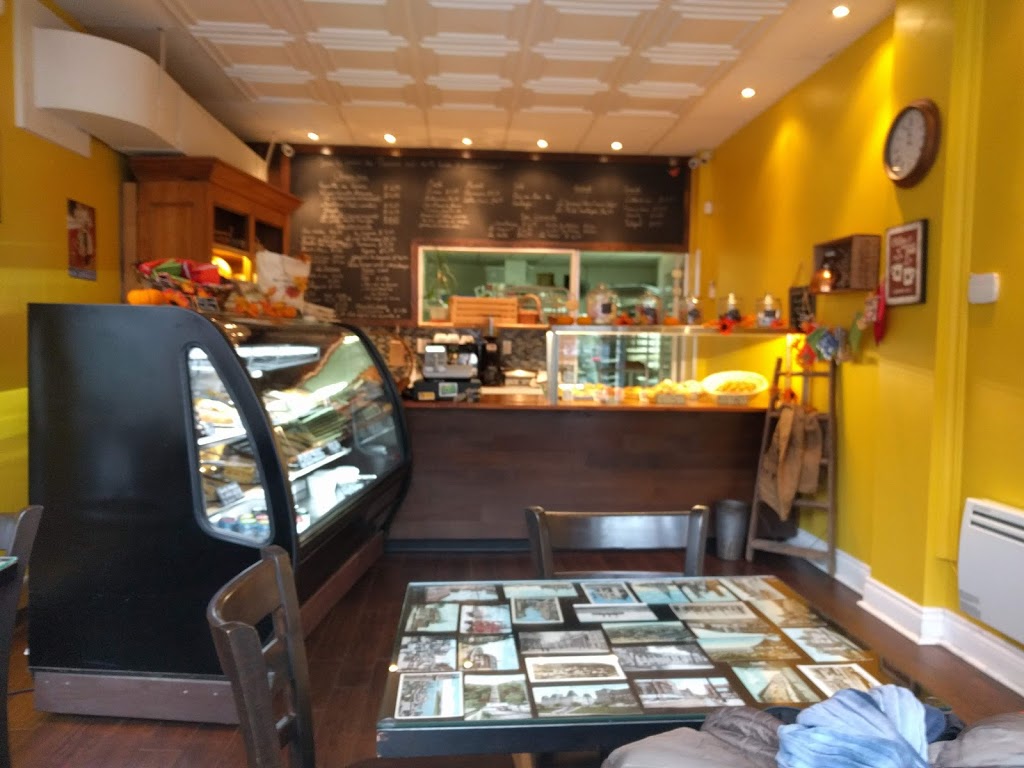 Le Panivore | 1224 Rue Bélanger, Montréal, QC H2S 1H8, Canada | Phone: (514) 647-8635