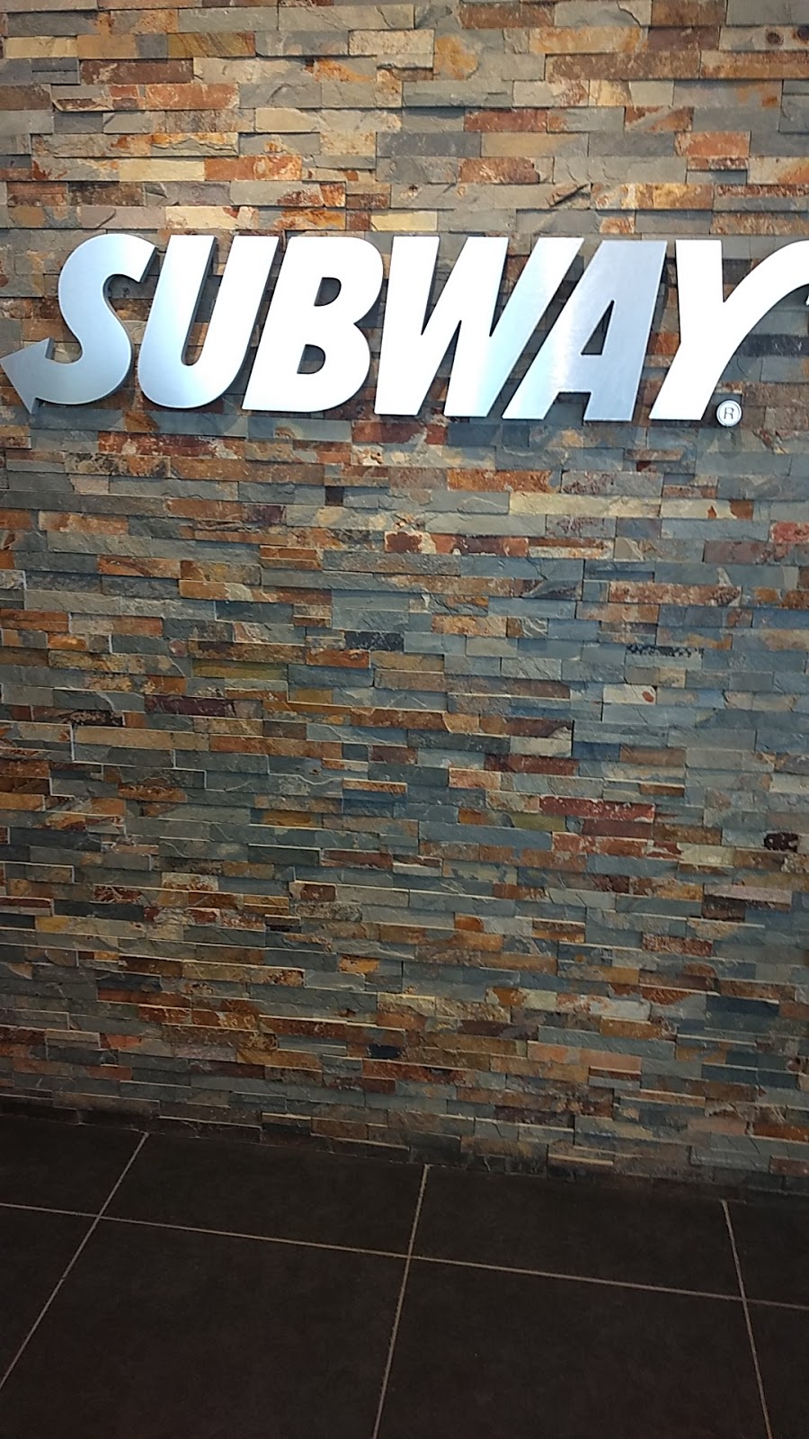 Restaurant SUBWAY | 623 Boulevard de lIndustrie, Saint-Paul, QC J0K 3E0, Canada | Phone: (450) 755-3338