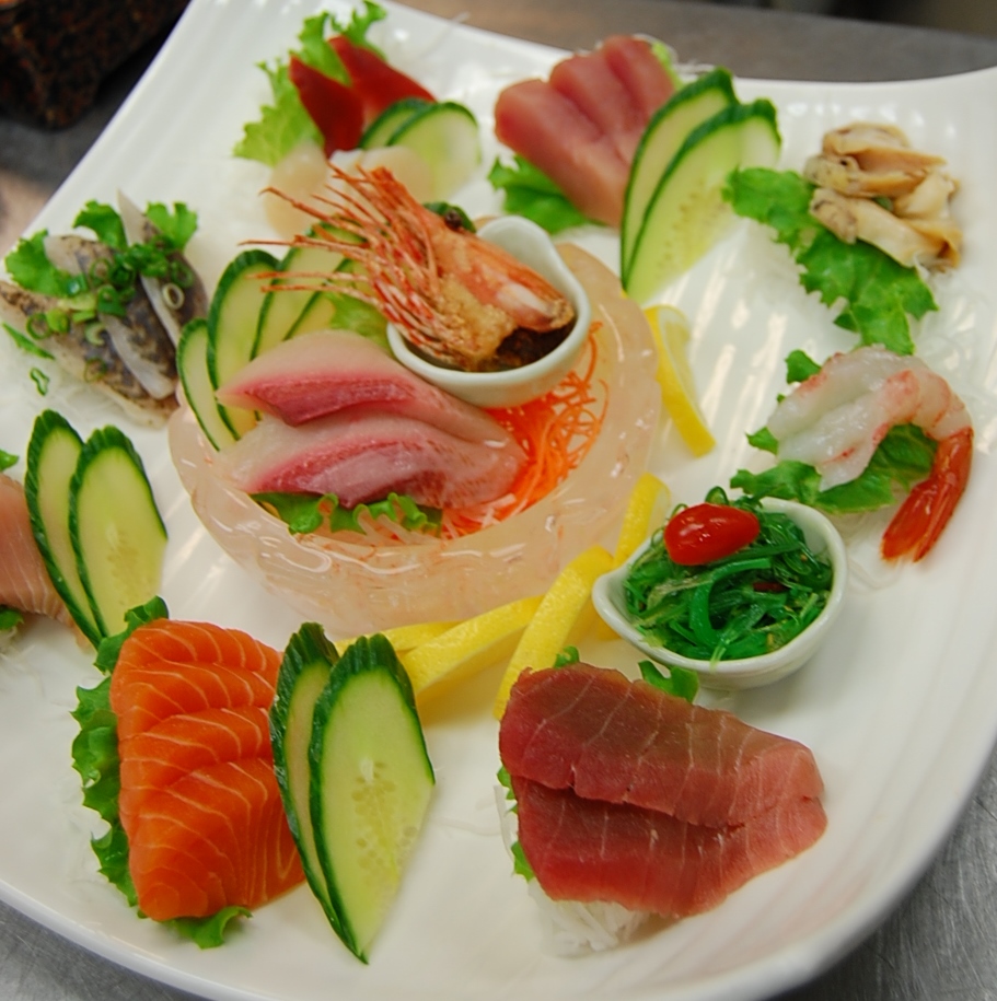 Misato Sushi & Grill | 420, 1851 Sirocco Dr SW, Calgary, AB T3H 4R5, Canada | Phone: (403) 217-3000