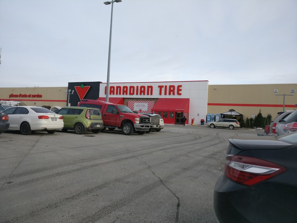 Canadian Tire | 544 Boulevard Curé-Labelle, Fabreville, QC H7P 2P4, Canada | Phone: (450) 963-8686