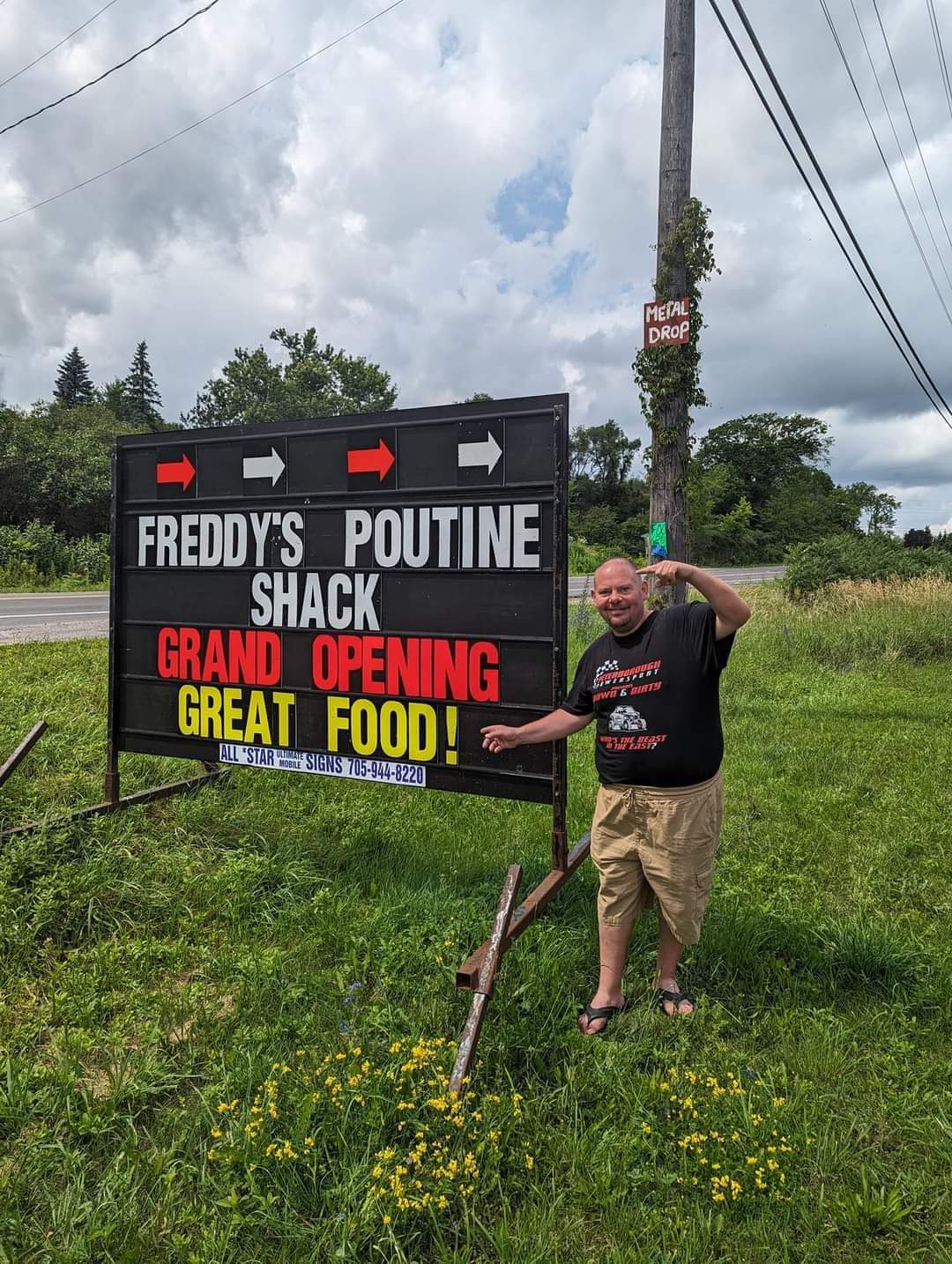 Freddys poutine shack | 2710 Lakefield Rd, Peterborough, ON K9J 6X5, Canada | Phone: (226) 753-6637